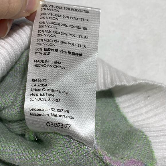 Urban Outfitters Crop Sweater Vest sz Medium Pastel Floral Preppy Spring Hippie - Picture 10 of 10